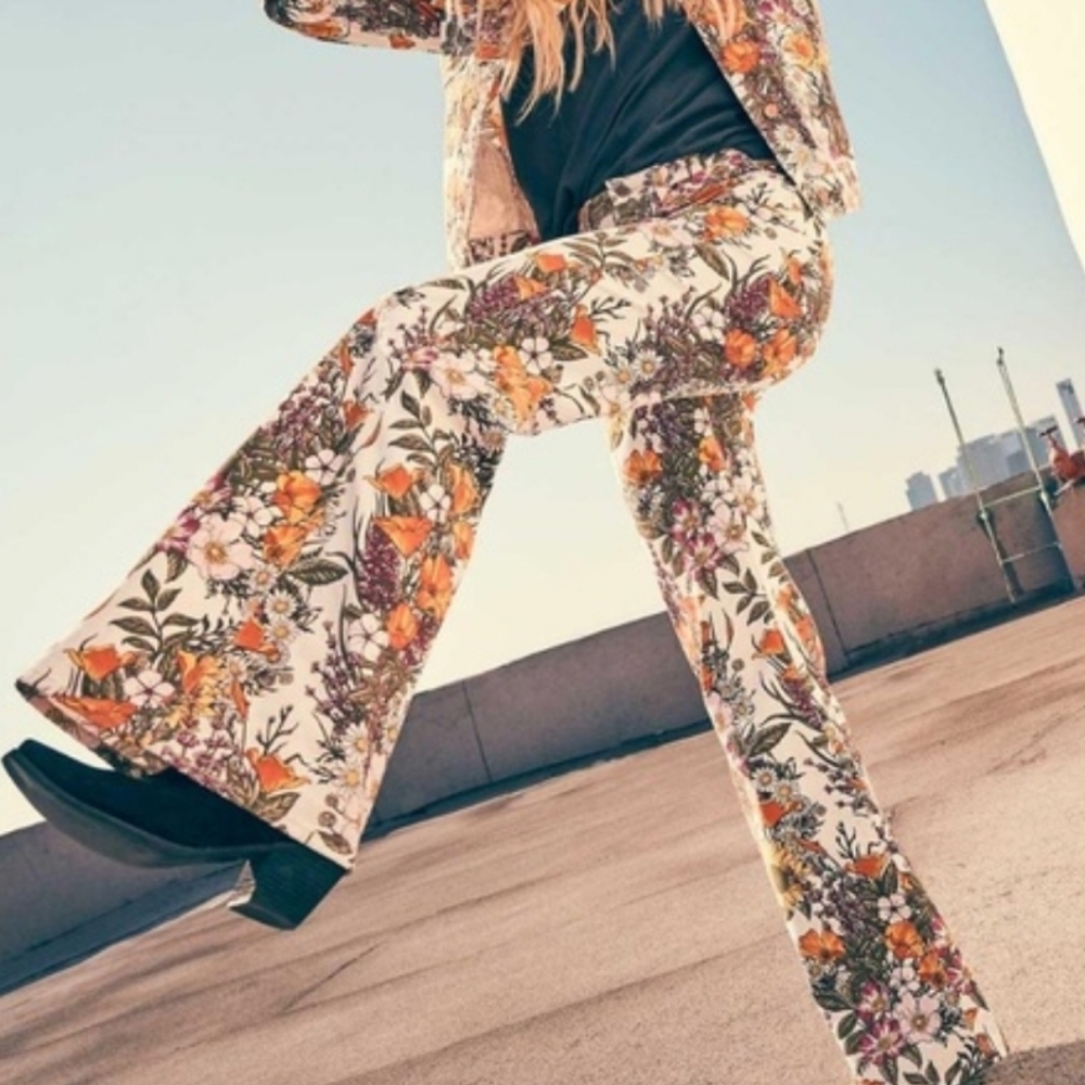 Wrangler Wanderer 622 Floral Jeans